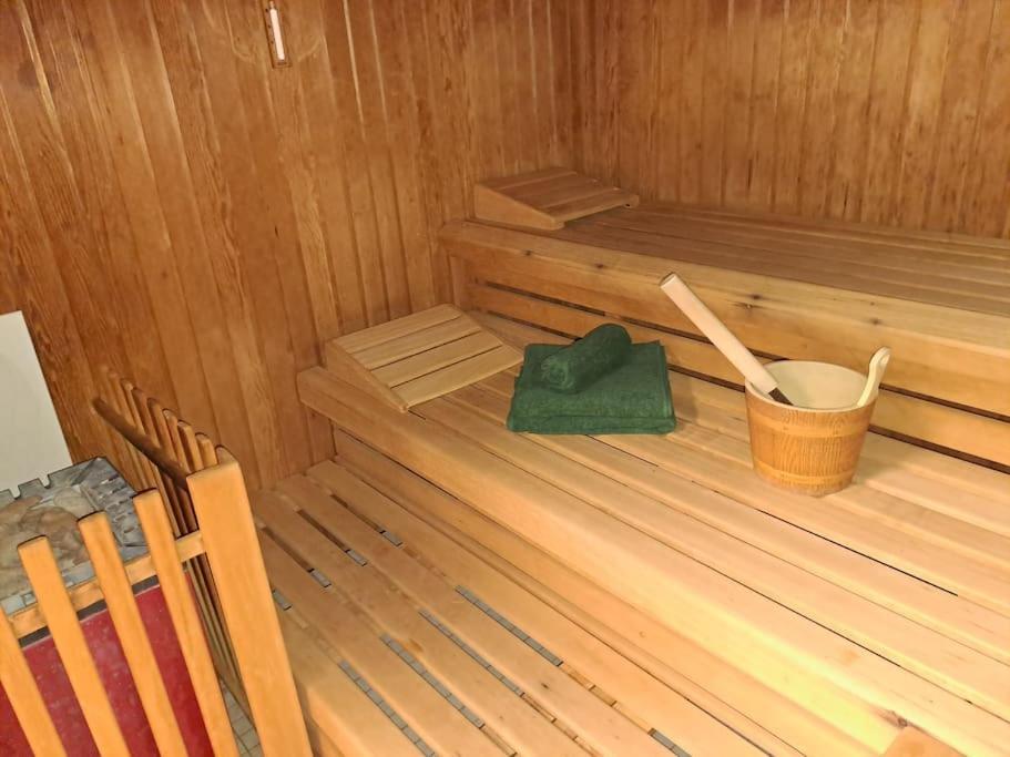 Schwarzwald-Traum Mit Pool Und Sauna Unterkirnach エクステリア 写真